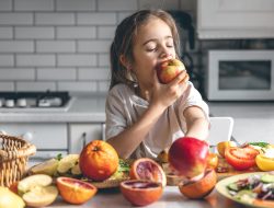 4 Jenis Makanan Ini Sangat Ampuh Menangkal Polusi Udara