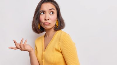 Mengenal 3 Tipe Kepribadian Introvert, Ekstrovert, dan Ambivert yang Sering Keliru!
