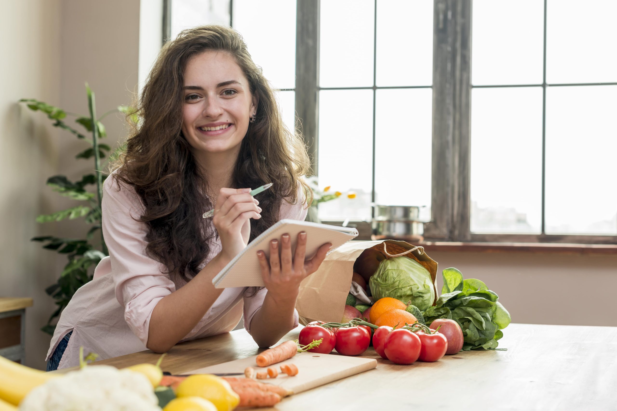Enam nutrisi esensial yang diperlukan untuk tubuh. FOTO: Freepik.com/freepik