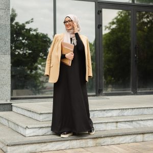 Upaya Pemerintah Prancis Melarang Siswa Sekolah Menggunakan Abaya Tuai Kritikan