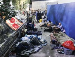 Ribuan Orang Dijebak, Israel Kembali Serang Rumah Sakit Terbesar Al- Shifa