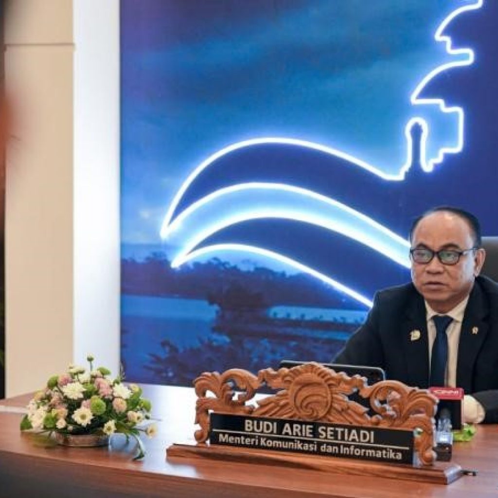 Menkominfo beberkan alasan pentingnya Starlink buka kantor pusat di Indonesia. Foto: Laman Kominfo