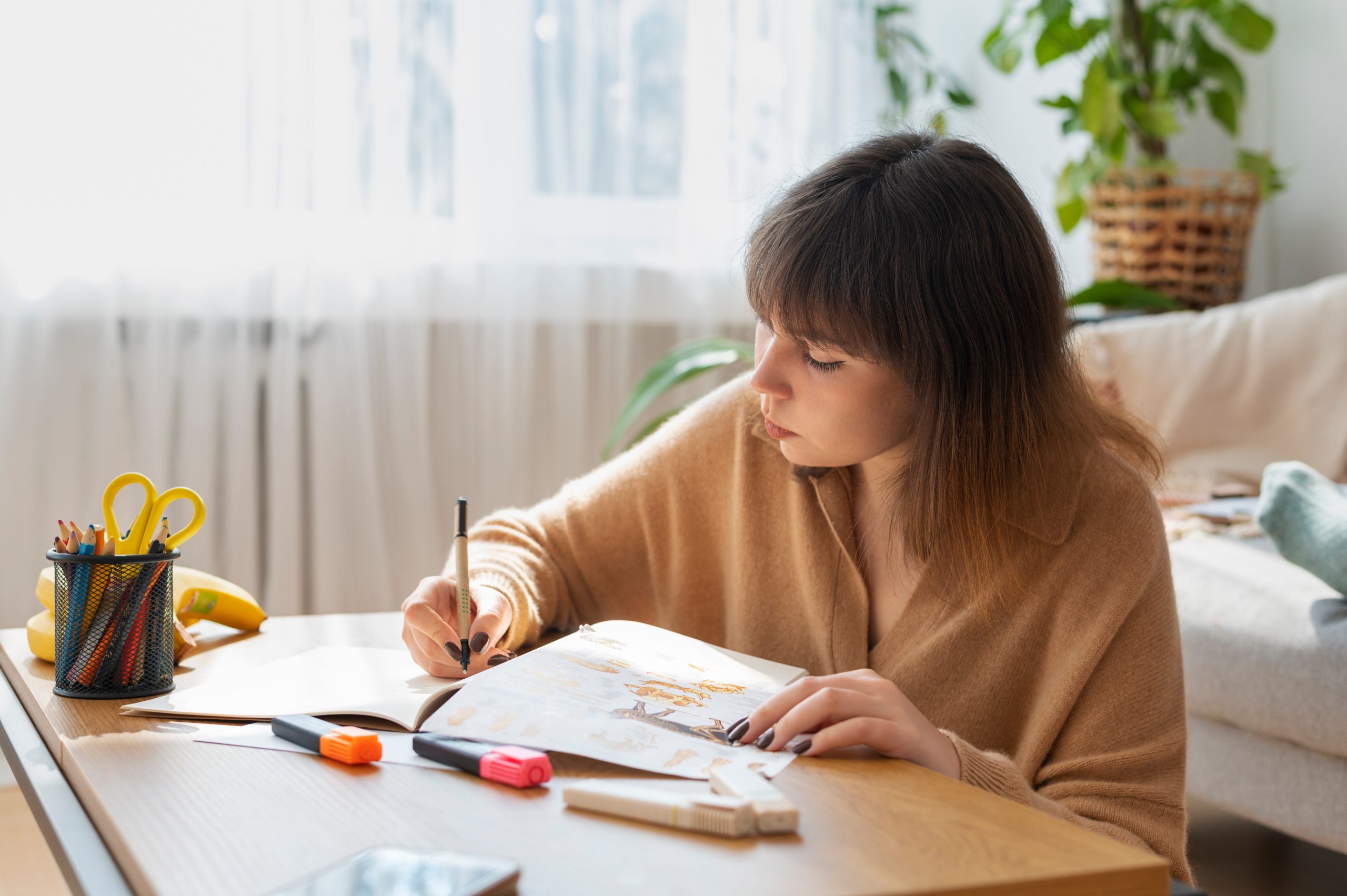 Ini dia tips mudah cara buat resolusi tahun baru yang realistis. Foto: Freepik.com/freepik