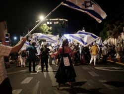 Warga Israel Gelar Unjuk Rasa di Kediaman Benjamin Netanyahu Tuntut Pembebasan Tawanan