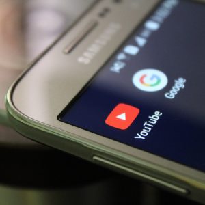 CEO YouTube Imbau OpenAI Patuhi Peraturan Saat Melatih AI Berbasis Videonya