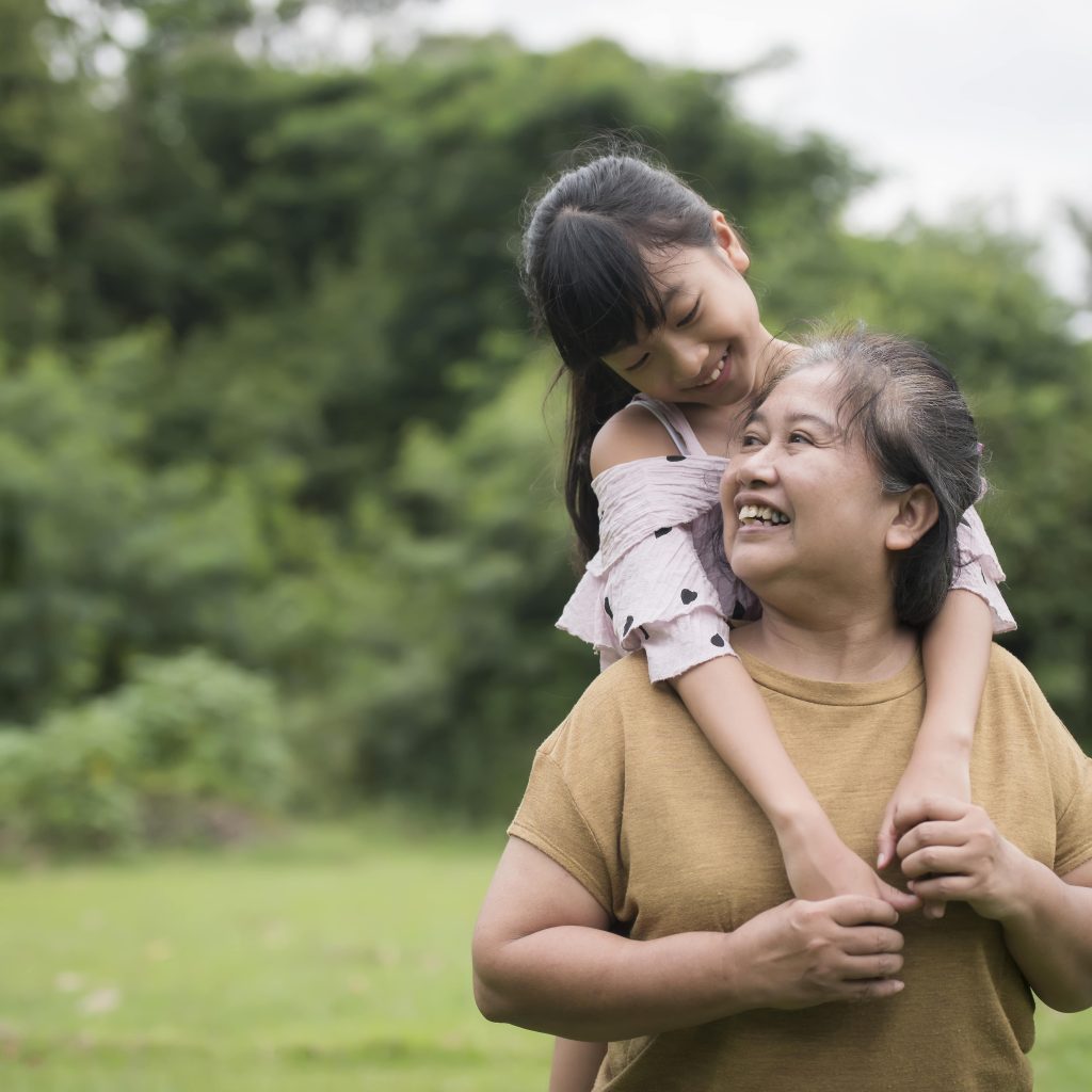 Contoh ucapan Hari Ibu ini cocok untuk kamu yang sulit merangkai kata. Foto: Freepik.com/jcomp