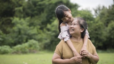 Contoh ucapan Hari Ibu ini cocok untuk kamu yang sulit merangkai kata. Foto: Freepik.com/jcomp