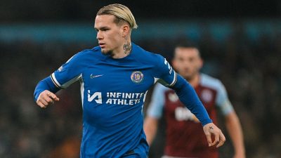 TUTURPEDIA - Tertinggal Dua Gol, Chelsea Imbangi Permainan Aston Villa