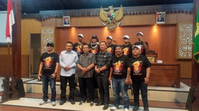 Audiensi terkait modus sumur air artesis di Ruang Rapat Paripurna DPRD Blora pada Rabu (10/7/2024). Foto: Dok. Lilik Yuliantoro