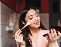 Lima Jenis Blush On, Simak dan Kenali yang Cocok Untuk Kulitmu!