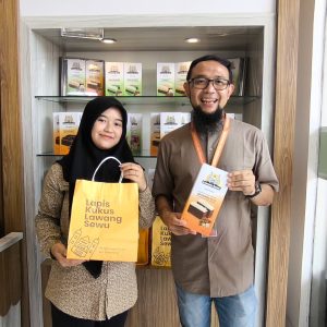 Modern dan Elegan, Lapis Kukus Lawang Sewu Luncurkan Kemasan Baru