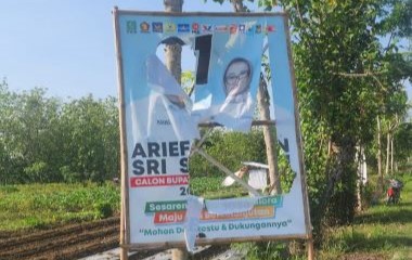 Baliho paslon Arief Rohman-Sri Setyorini (ASRI) dirusak di wilayah Blora. Foto: Istimewa