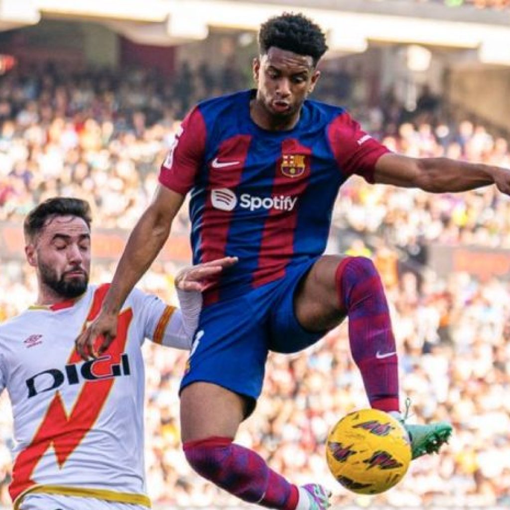 Barcelona Turun Peringkat Usai Ditahan Imbang oleh Rayo Vallecano