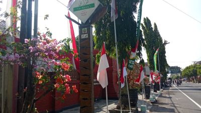 Sambut HUT ke-79 RI, Pemkab Blora Mulai Pasang Bendera Merah Putih 