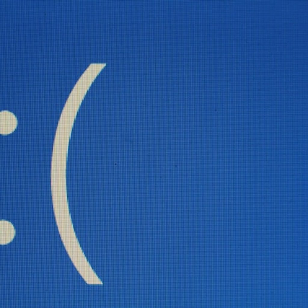 CrowdStrike jadi penyebab blue screen massal perangkat yang gunakan Microsoft. Foto: unsplash.com/joshua_hoehne