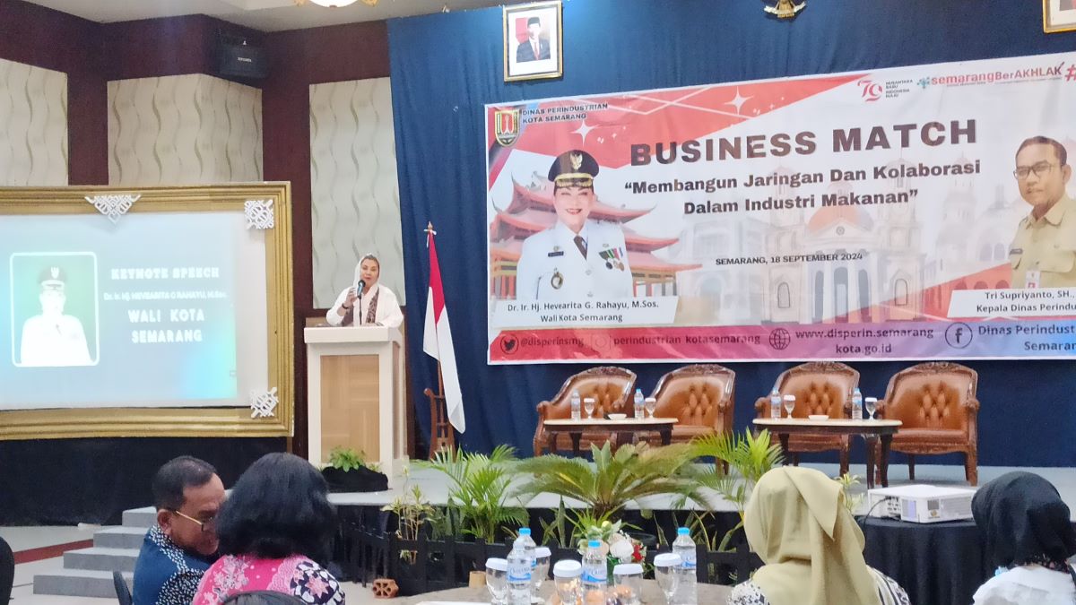 Wali Kota Semarang, Hevearita Gunaryanti Rahayu saat menghadiri kegiatan Business Match di Hotel Pandanaran, Rabu (18/9/2024). Foto: Dok. Alan Henry