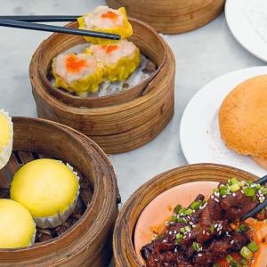 Bingung Cari Tempat Nongkrong Asyik? Berikut 5 Rekomendasi Tempat Makan Viral di Bandung Enak dan Hits Abis 