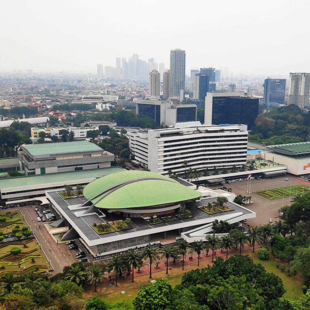 TUTURPEDIA - CSIS Temukan 138 Anggota DPR Terpilih Punya Kaitan dengan Dinasti Politik, Terbesar dari Partai Ini!