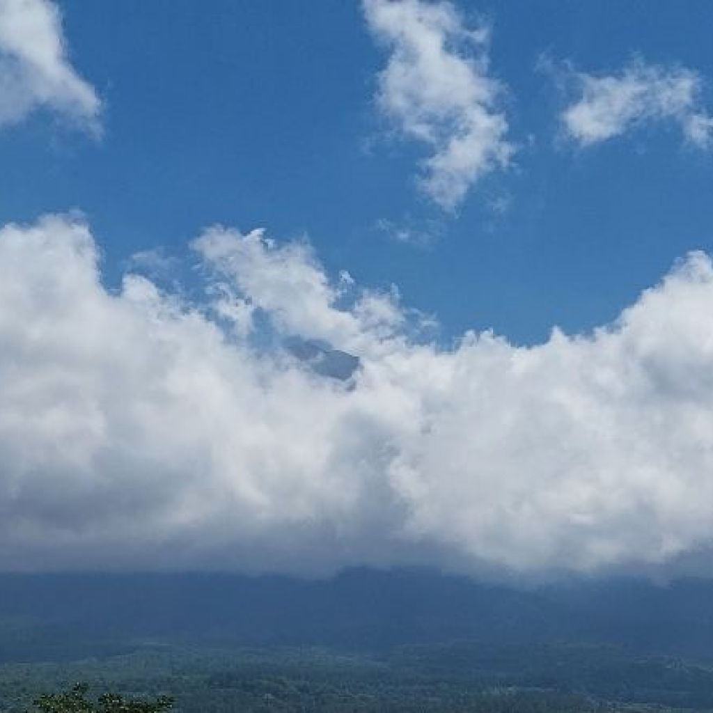 Masih Berstatus Siaga, Gunung Semeru Kembali Erupsi Lagi Sejak Hari Minggu