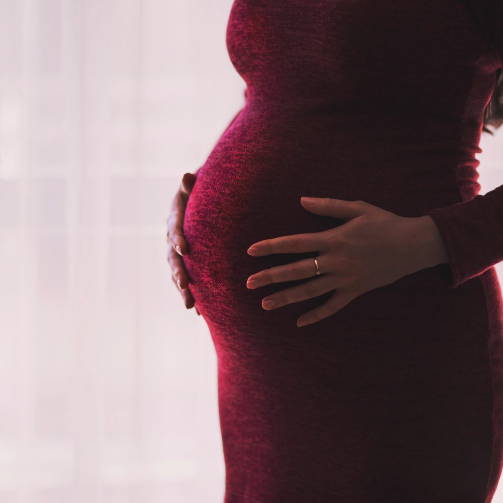 Prosedur dan risiko wanita melakukan egg freezing. FOTO: Unsplash.com/freestocks