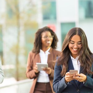 Studi WHO Sebut Penggunaan Gadget Tidak Tingkatkan Risiko Kanker Otak