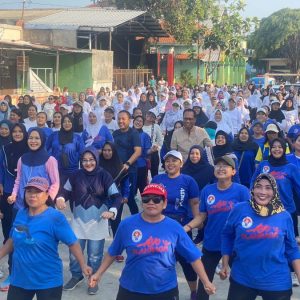 Yoyok Sukawi dan Joko Santoso Ikut Senam Bareng Ibu-ibu di Semarang Utara, Janji Beri Fasilitas untuk Olahraga