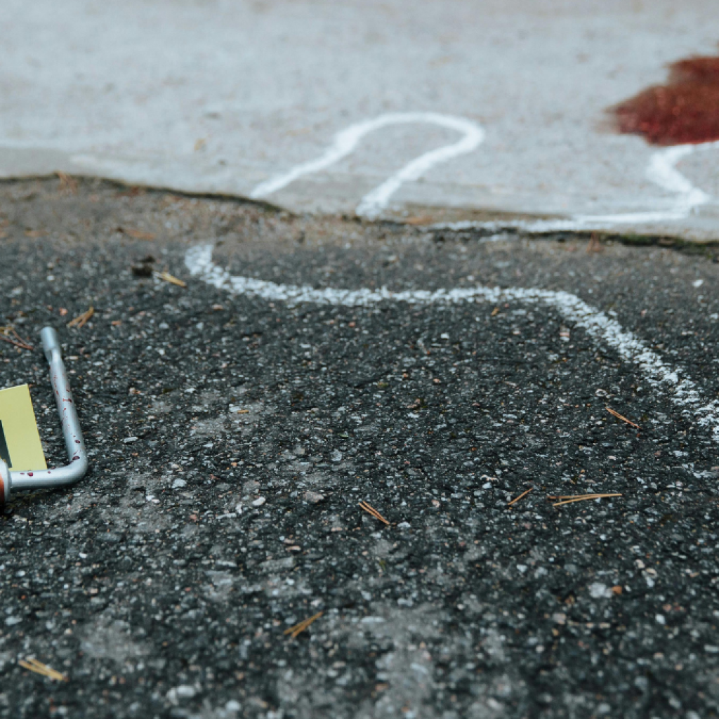 Ilustrasi lokasi ditemukannya mayat siswa madrasah ibtidaiah di Banyuwangi yang bersimbah darah. Foto: pexels.com/cottonbro