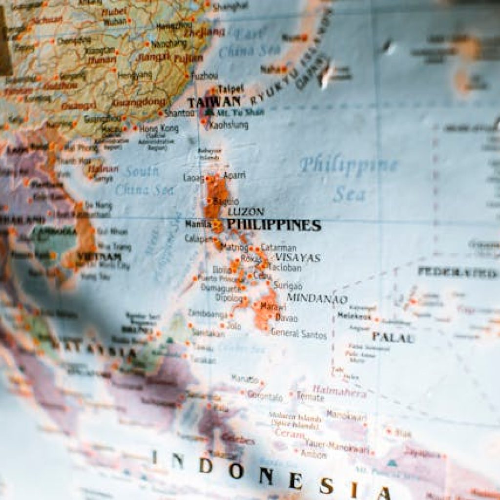 Tak Hanya Pontianak! 9 Wilayah di Indonesia Ini Ternyata Dilalui Garis Khatulistiwa 