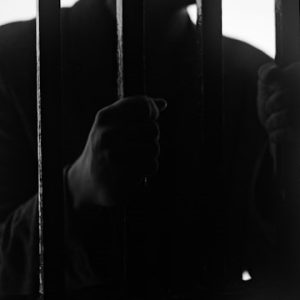 Kades Biting Ditetapkan Jadi Tersangka Penganiayaan terhadap Perangkat Desa, Terancam Hukuman Penjara