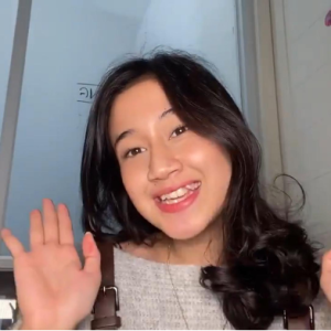 Akun Instagram Hilang, Keisya Levronka Dikritik Tak Sopan Saat Wawancara Podcast!