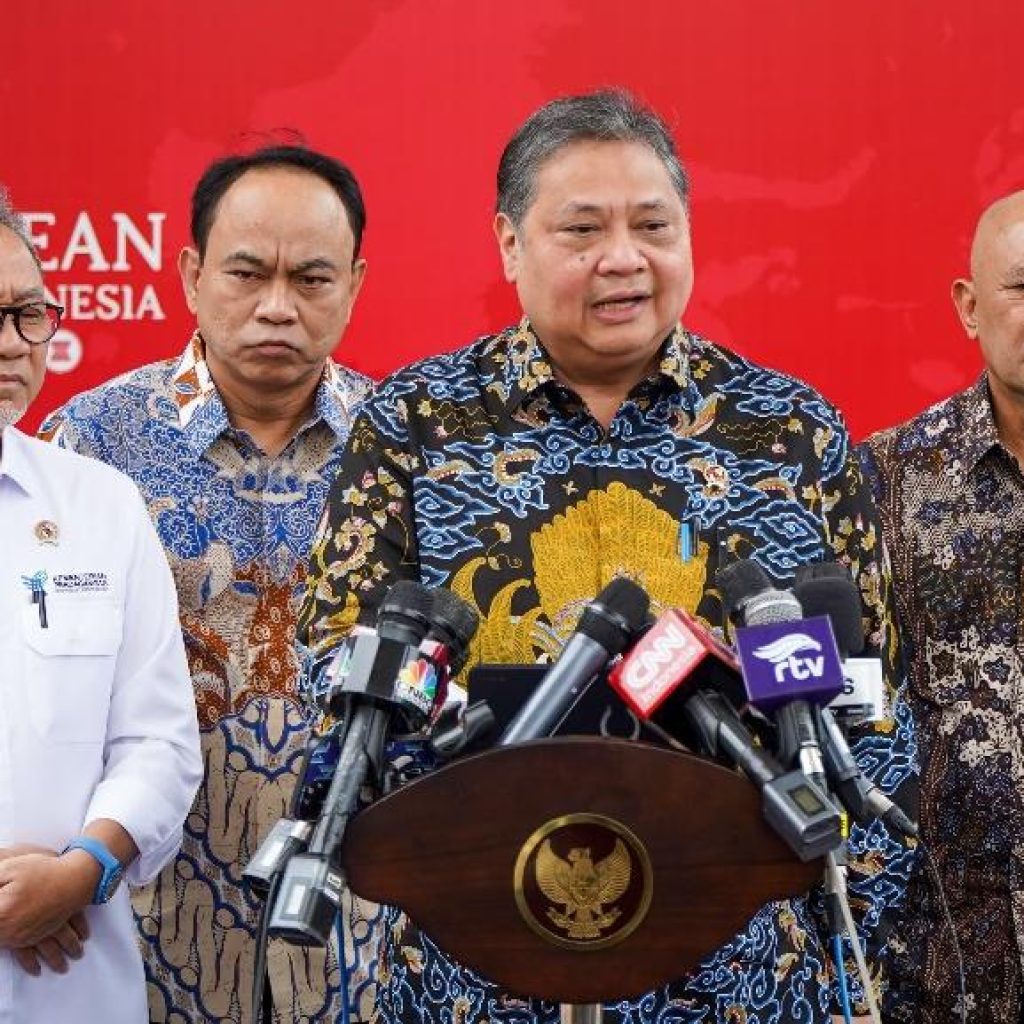 Pemerintah merencanakan untuk lakukan pengetatan impor barang. FOTO: Kemensetneg