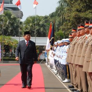 Prabowo akan Terima Gelar Kehormatan Jenderal TNI Bintang 4 dari Presiden Jokowi