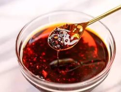 Chili Oil Lagi Viral! Ini Resep Praktis dan Trik Biar Awet Simpan