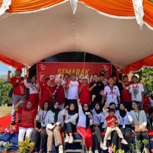 Sekda Kota Semarang Hadiri Kegiatan Jalan Sehat di Perumnas Bumi Palir Sejahtera 