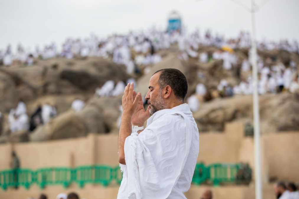 Makna ibadah wukuf di Arafah bagi jemaah haji. Foto: x.com/HaramainInfo
