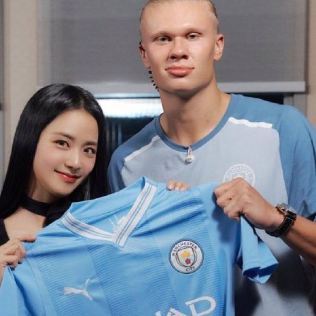 Pose Bareng Jisoo BLACKPINK, Erling Haaland Bikin Heboh Warganet