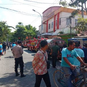 Breaking News: Gedung Pertemuan RSU Permata Blora Terbakar 