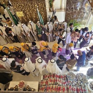 Unik! Hotel di Makkah Ini Iringi Kepulangan Jemaah Haji Indonesia dengan Tari Ardah dan Selawat Badar