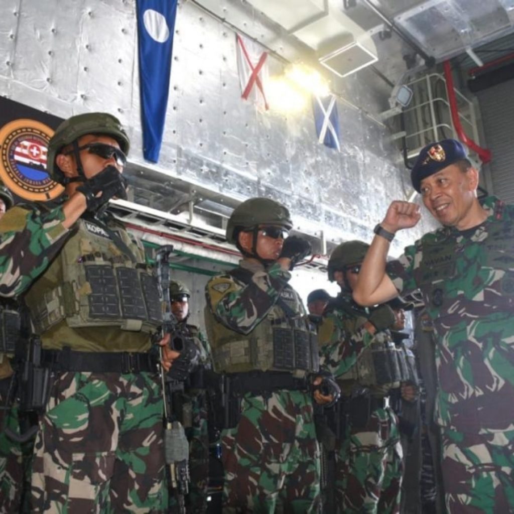 TNI siapkan kapal perang hingga helikopter demi amankan KTT AIS Forum 2023. FOTO: PMJNews