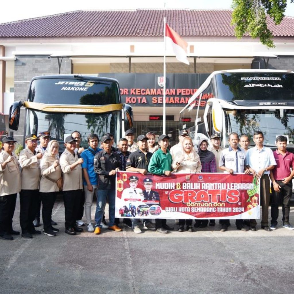Wali Kota Semarang Melepas Keberangkatan Bus Mudik Gratis bagi Warga Kota Semarang yang Merantau