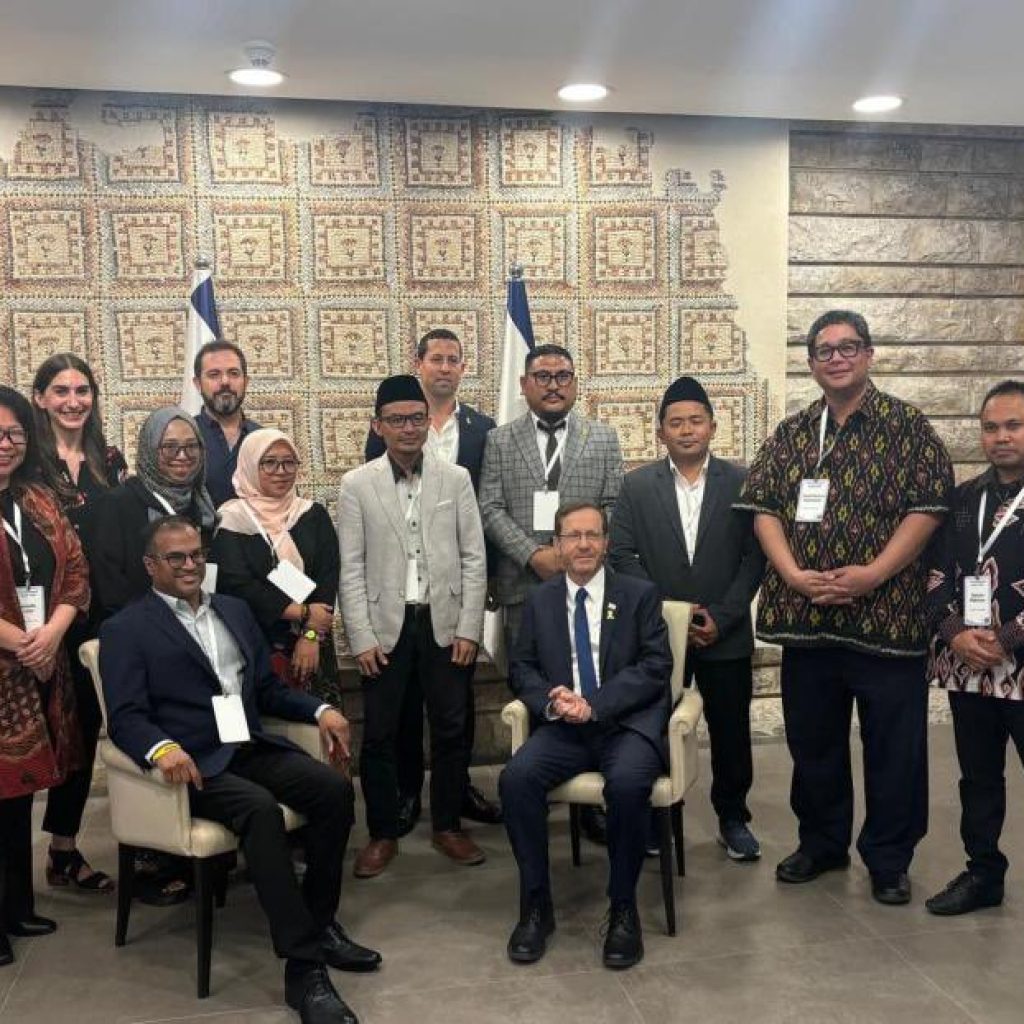 Terungkap 5 tokoh NU yang temui Presiden Israel dapat dana dari NGO Amerika. Foto: x.com/Sam_Ardi