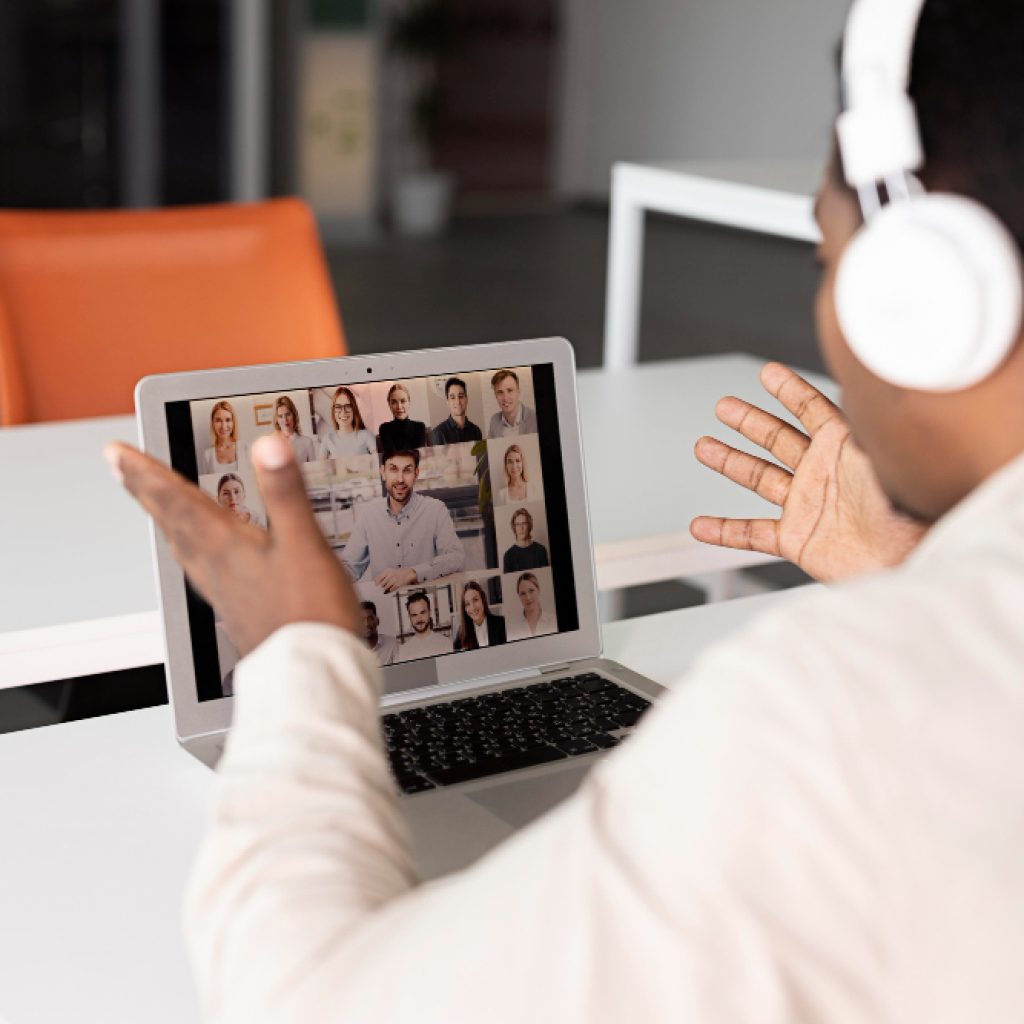 Fitur yang bisa dimanfaatkan untuk nonton bareng di WhatsApp. Foto: freepik.com/freepik