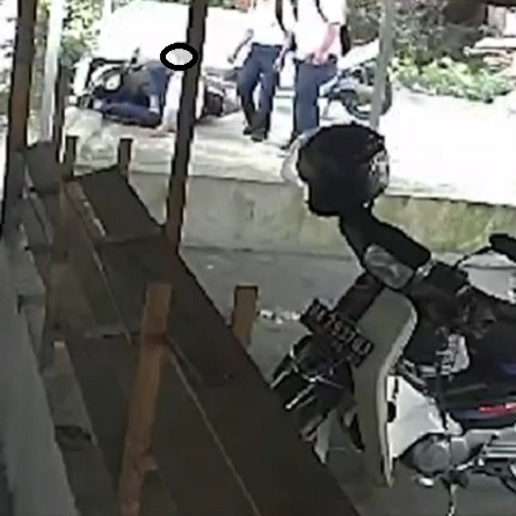 Siswa SD di Padang meninggal dunia usai tertimpa runtuhan tembok yang ditabrak pelajar SMP. FOTO: Instagram.com/sumbarkita.id