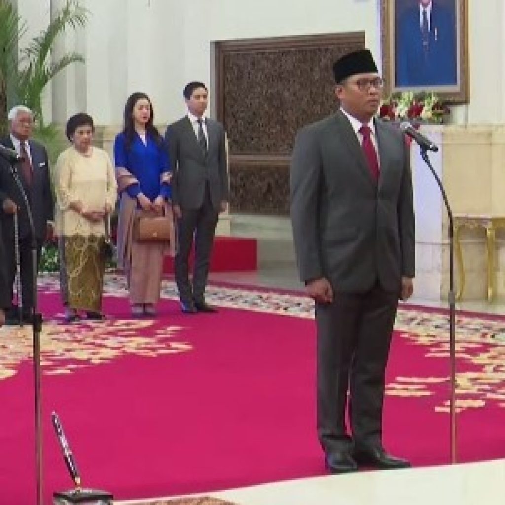 Jokowi lantik keponakan Prabowo sebagai Wamenkeu. Foto: Tangkapan Layar YouTube Sekretariat Presiden
