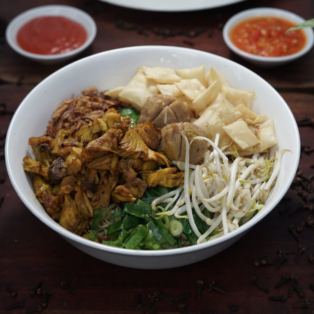 Rekomendasi makanan yang viral dan wajib dikunjungi saat ke Kota Bogor. Foto: Pexels.com/Suryq