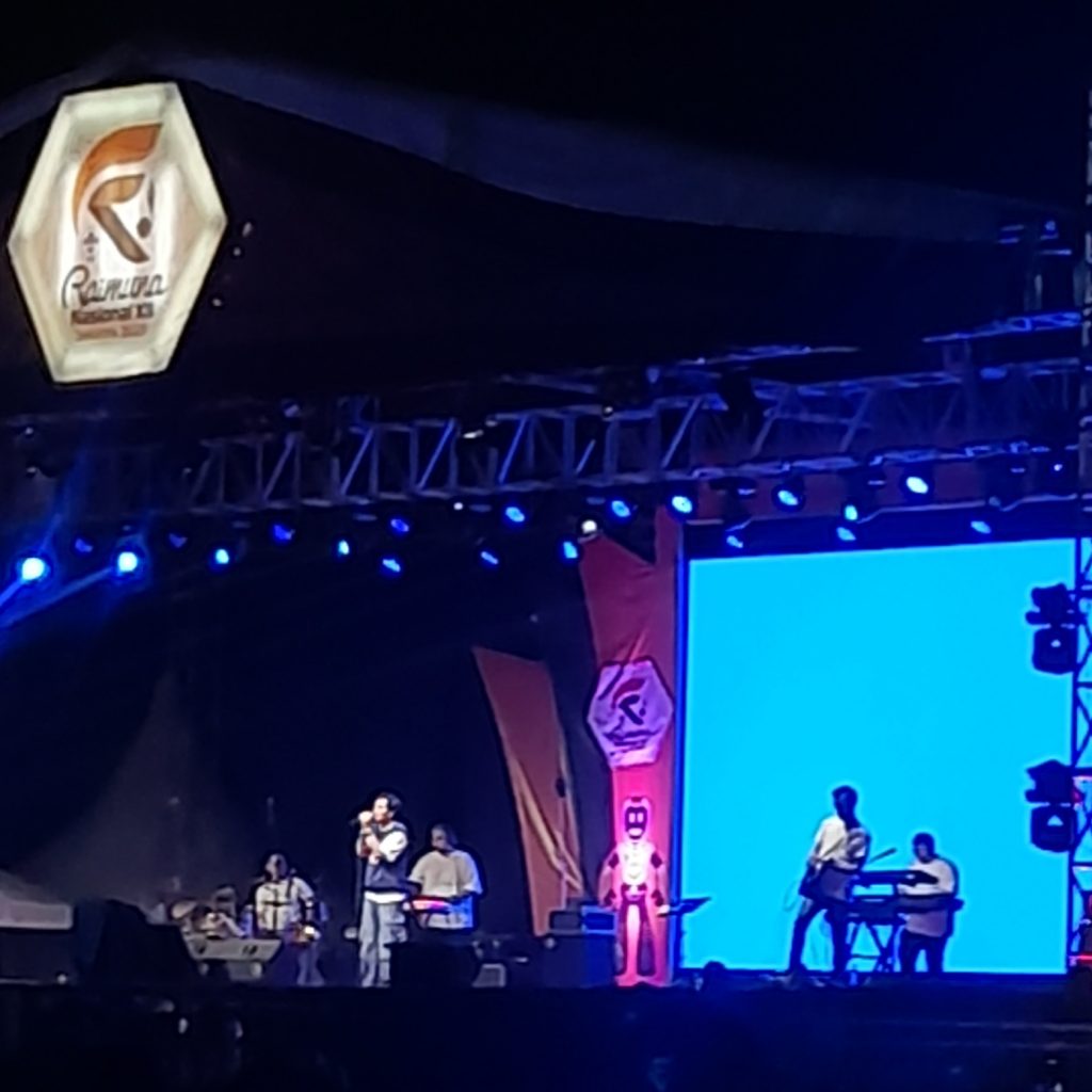 TUTURPEDIA - Raim Laode, Tulus, Rizky Febian, hingga Repvblik Kompak Meriahkan Panggung Rainas XII