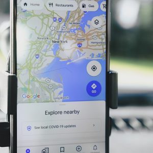 Google Maps Luncurkan Fitur Speedometer yang Bisa Digunakan di iPhone dan CarPlay