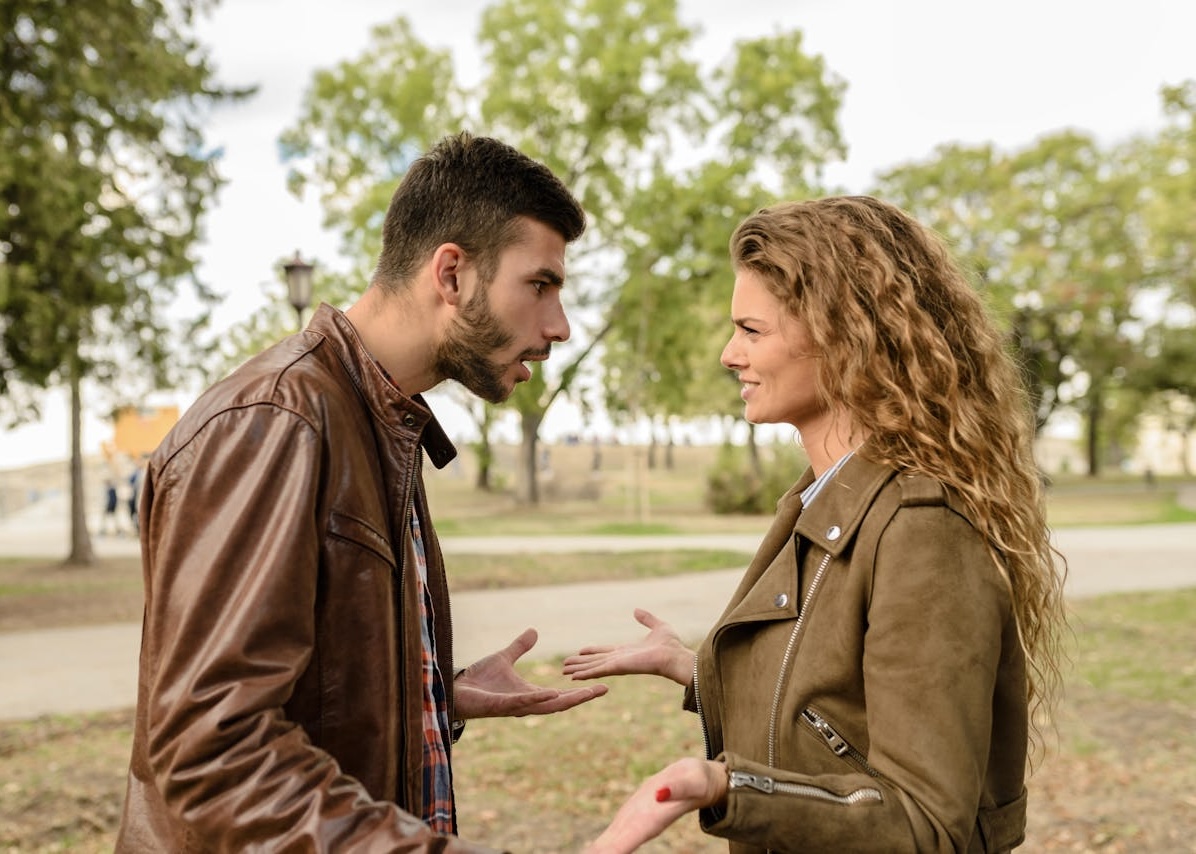 Tanda-tanda penderita gangguan kepribadian narsistik. Foto: pexels.com/vera-arsic