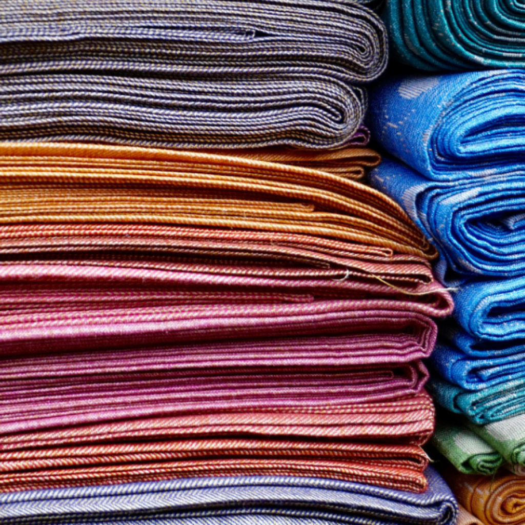 Upaya pemerintah dalam menanggapi industri tekstil yang menghadapi tantangan. Foto: pexels.com/digitalbuggu