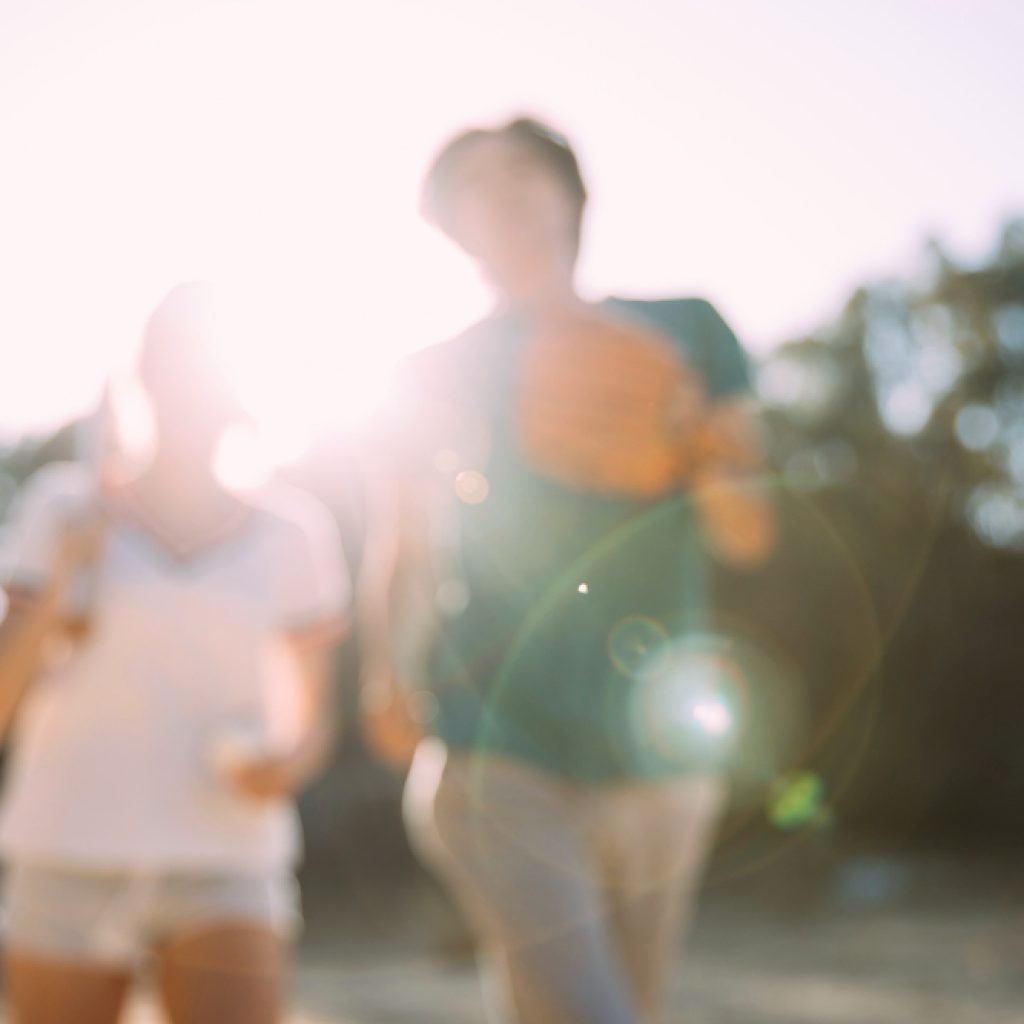 Bukan cuma pakai sunscreen, ini cara lindungi kulit dari sinar UV. Foto: freepik.com/freepik